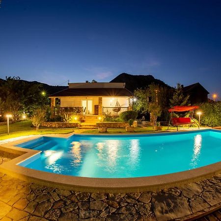 Villa Gana Buna Bagian luar foto